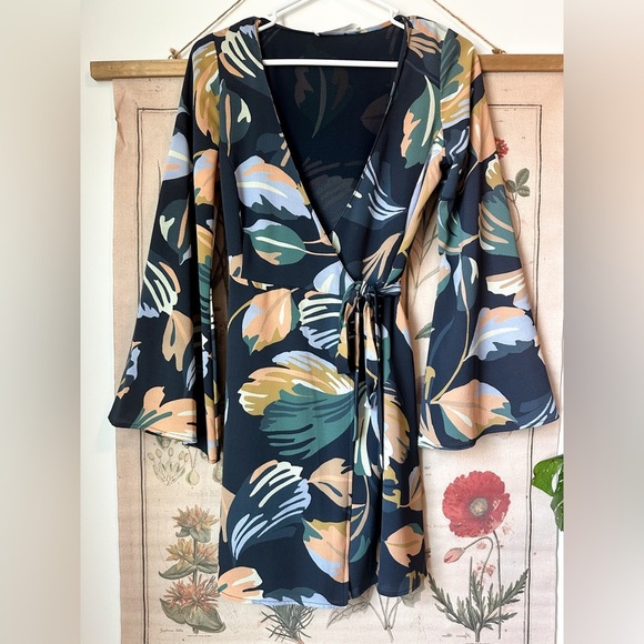 Amanda Uprichard Botanical Floral Tropical Wrap Bell Sleeve Dress Navy Multi S - Picture 1 of 11